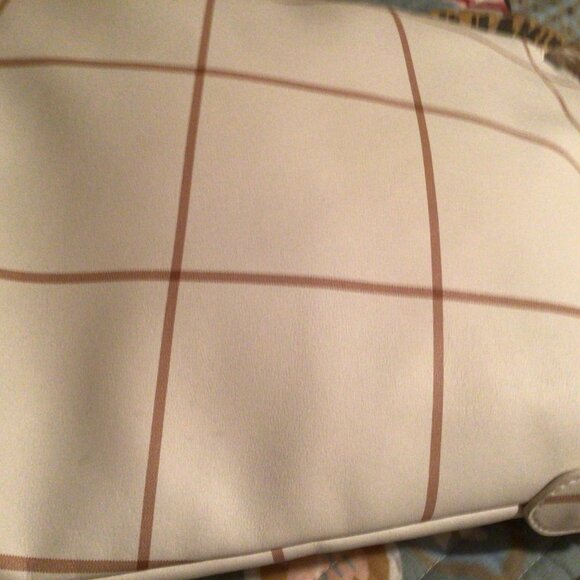 A NEW DAY WOMENS MULTICOLORED PLAID BACKPACK, White And Tan Pattern, Backpack - Picture 4 of 5